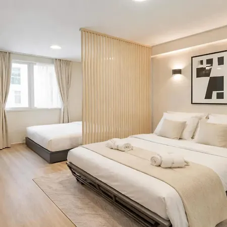 Apartment Montmartre Paris