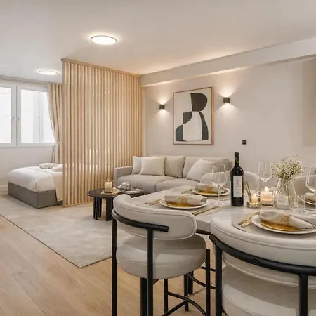 Montmartre Apartment Paris